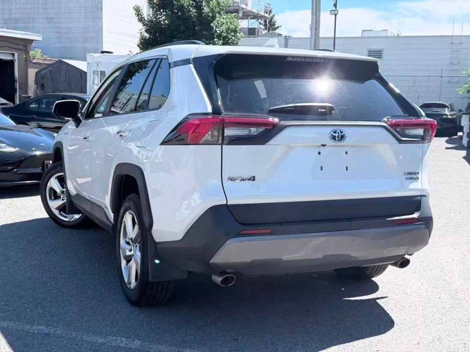 2019 Toyota RAV4 AWD Hybrid Limited/ NO ACCIDENT/ BC LOCAL - photo 4
