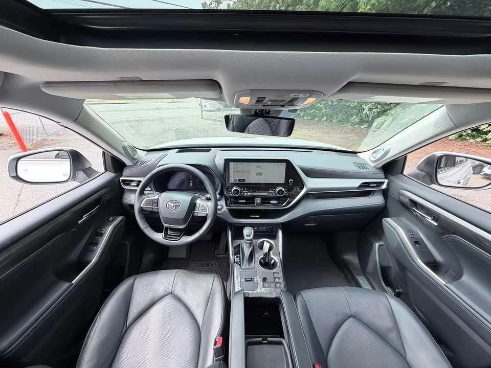 2023 Toyota Highlander Hybrid Platinum AWD - photo 3