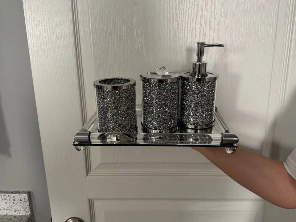 4- Piece Bathroom Accessory Set - photo 2