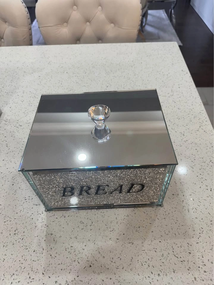 Glittery Bread box - photo 2