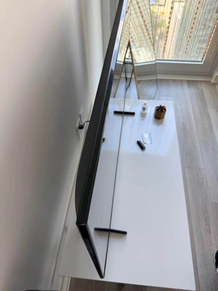 Samsung 55 CUHD SMART 4K TV DU6900 Series - photo 2