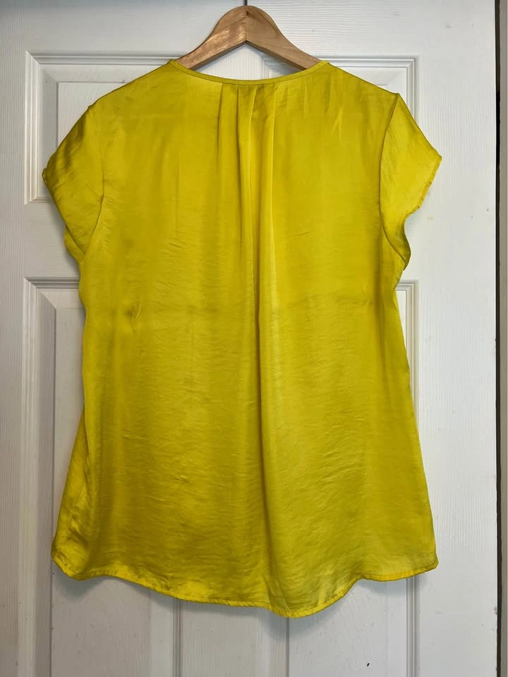 ⚽ Short Sleeve yellow blouse - photo 2