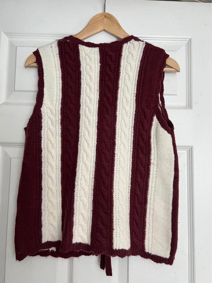 ⚽ Super cute Knitted Vest - photo 3