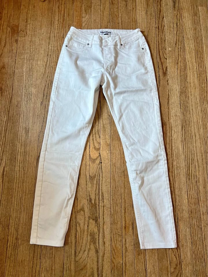 ⚽ White Denim Pants