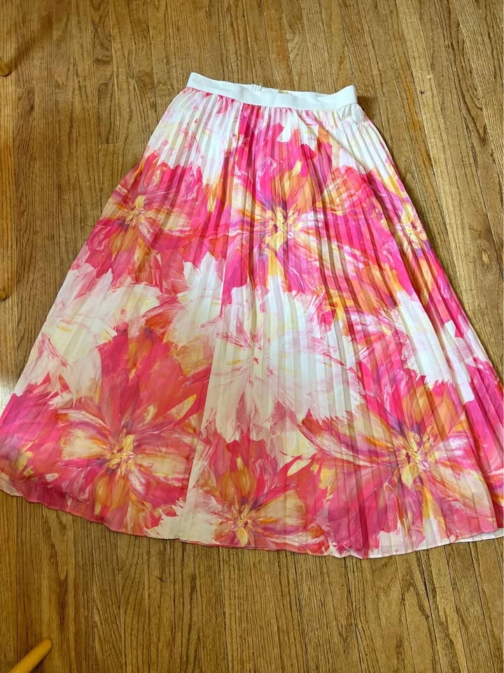 ⚽ Floral Pleated Skirt
