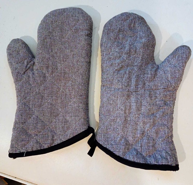 oven mitts