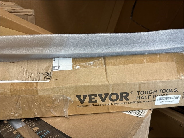 31 Pack, Staircase Metal Balusters, 44'' x 0.5'' Square Aluminum - photo 4