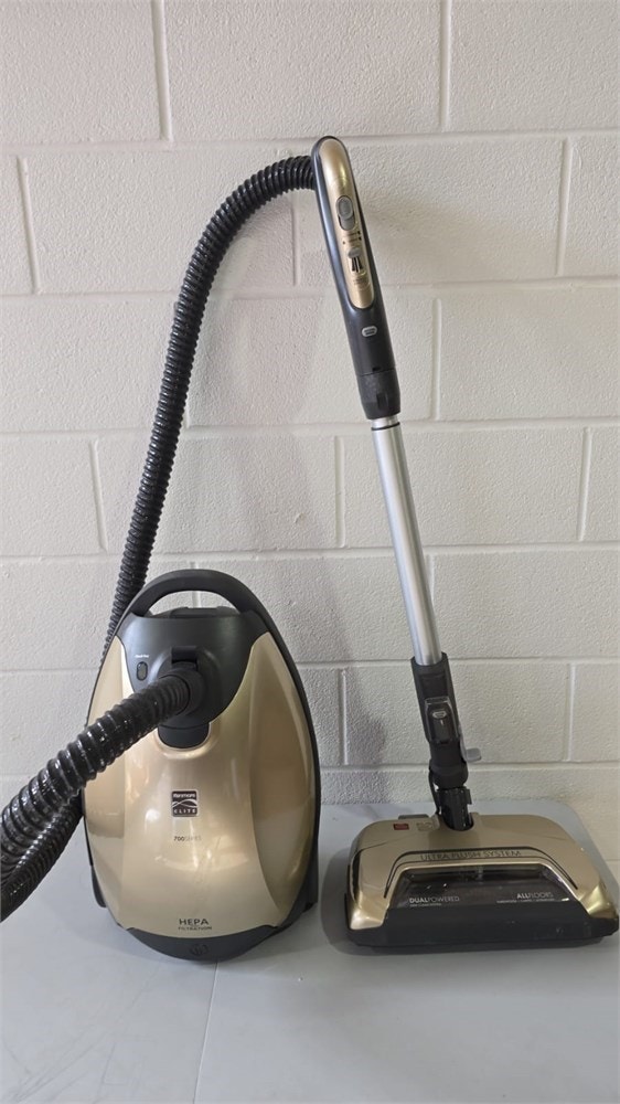 Kenmore Elite 81714 Pet Friendly Ultra Plush Canister Vacuum - photo 5