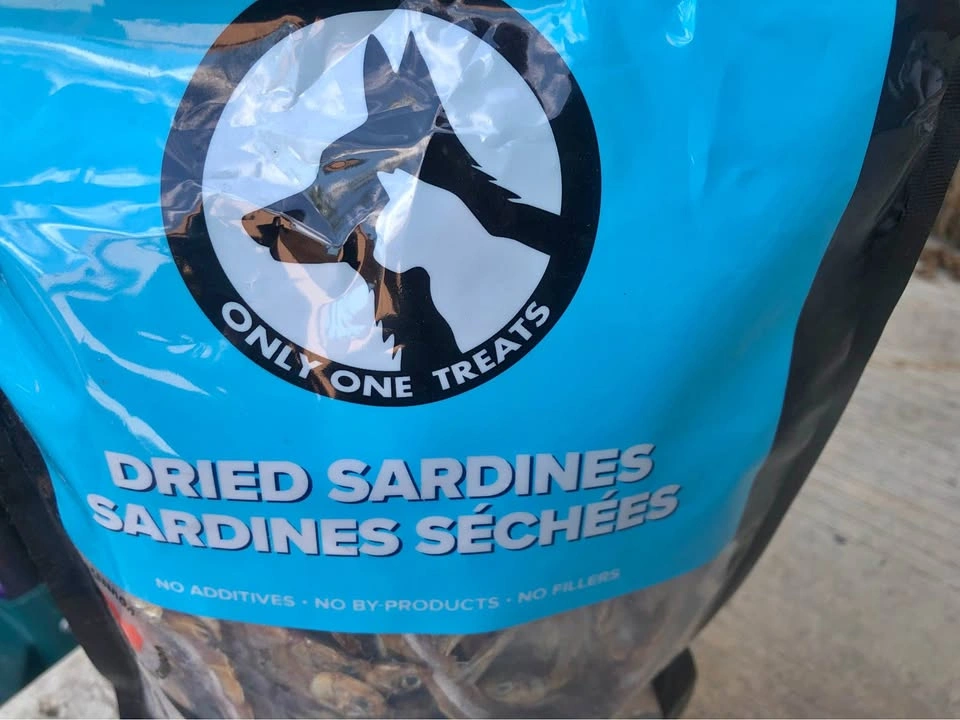 ⚽️ Pet Treats Dried Sardines full bag
