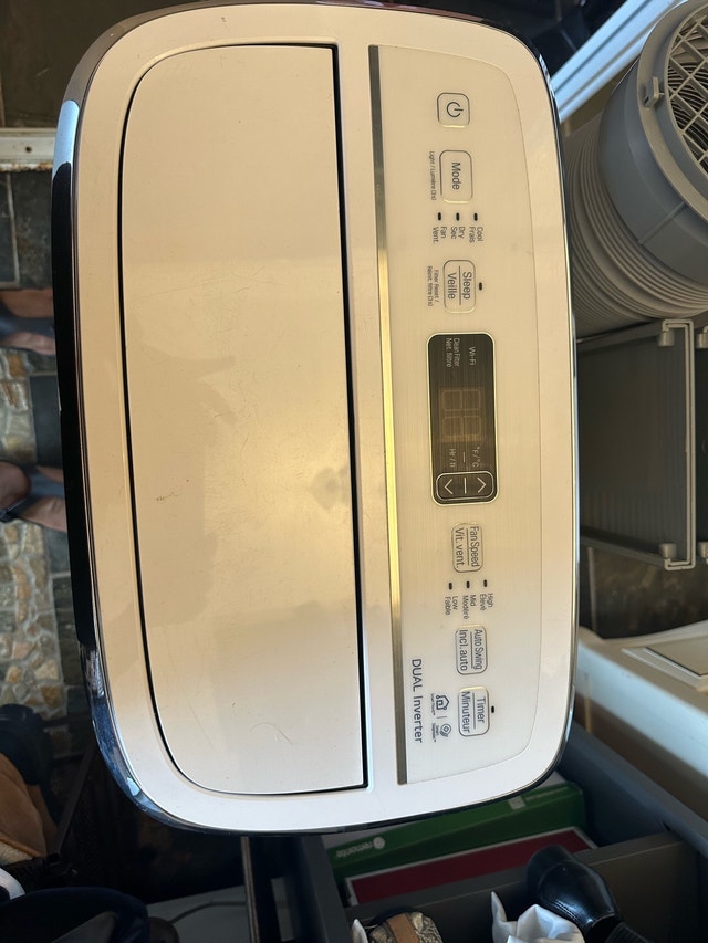 LG Air conditioner - photo 2