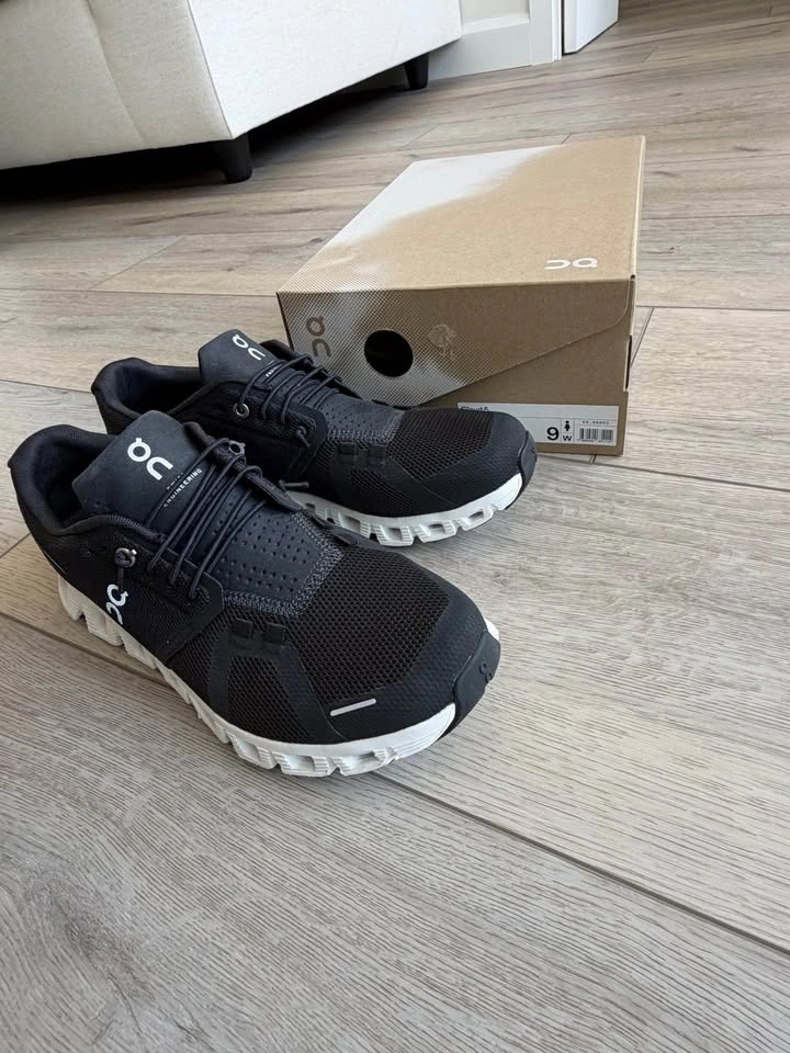 NEW In Box On Cloud 5 Women’s US9 - photo 2