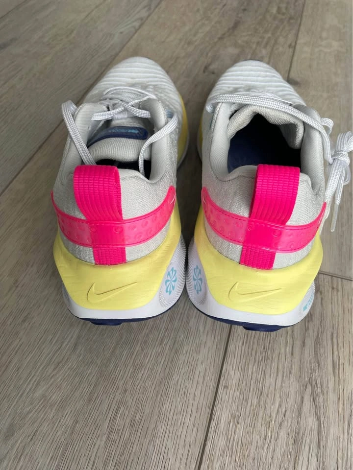 NIKE Infinity Run4 Athletic Shoes - photo 4