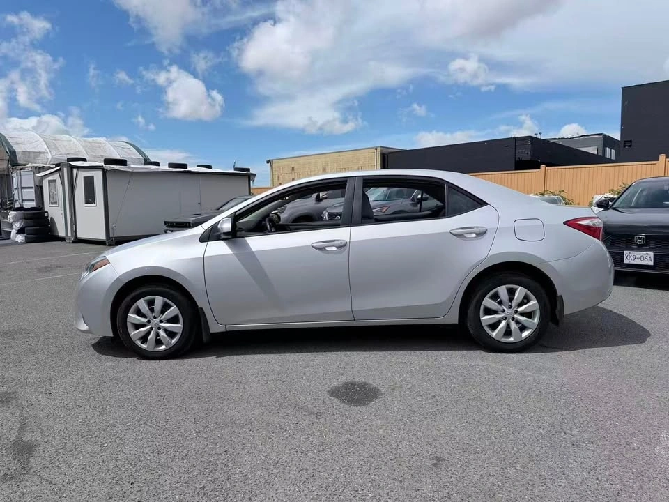 2015 Toyota COROLLA LE - photo 4