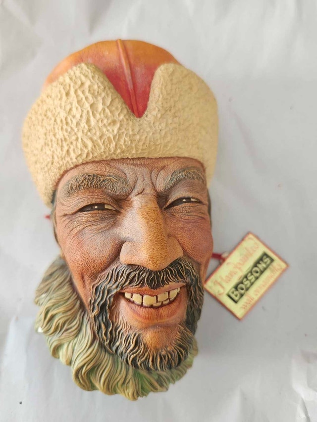 Vintage Bossons Chalkware Wall Plaque ⚽