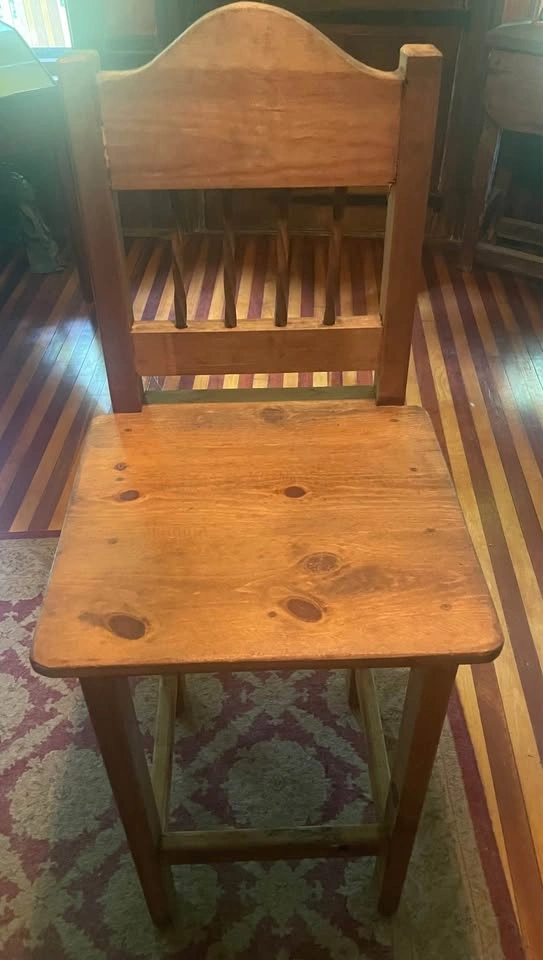 Mission Style Bar/High Top Chairs - photo 3