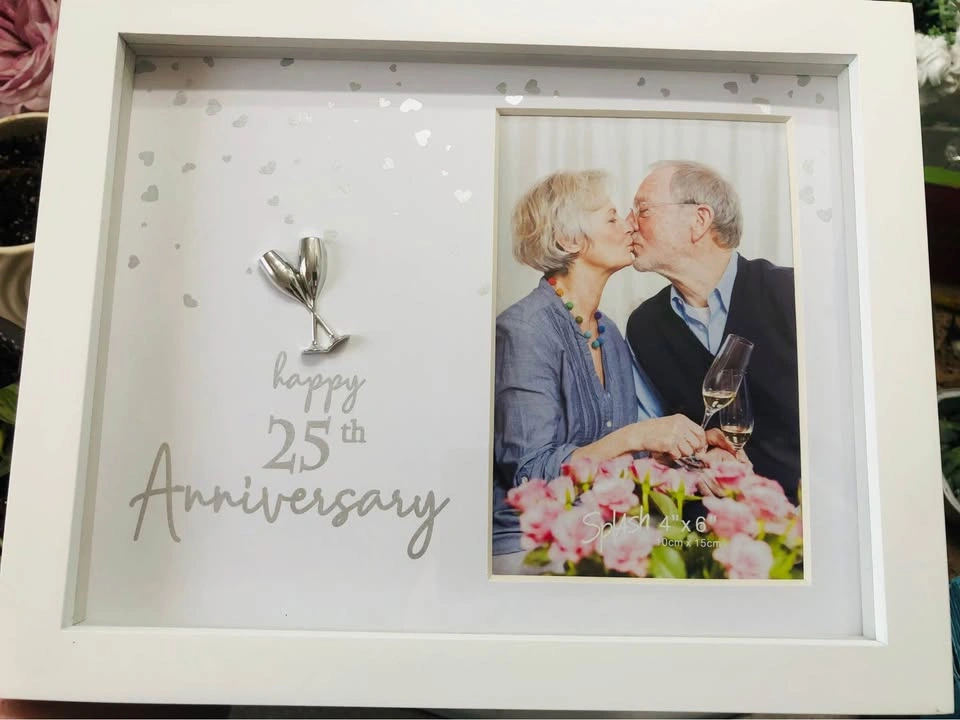 ⚽️ NEW 25th Anniversary Photo Frame fits a 4x6