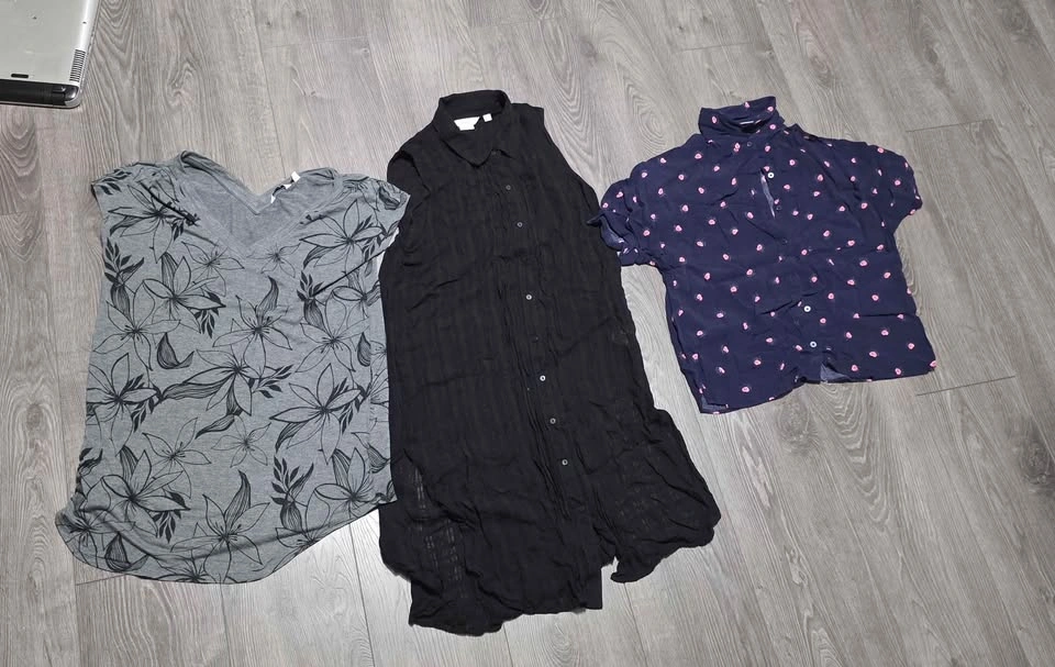 Box of Women's clothing - photo 3