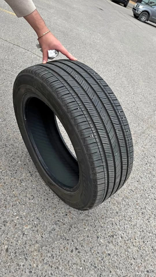 Michelin Primacy A/S 235/55R19 – Set of 4 – Like New