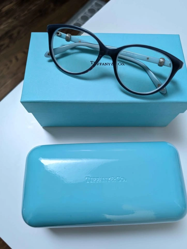 Tiffany Glasses with Case, bag, booklet etc - photo 2