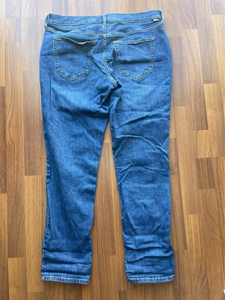 Eddie Bauer Womens Boyfriend Midrise Slim Jeans - photo 2