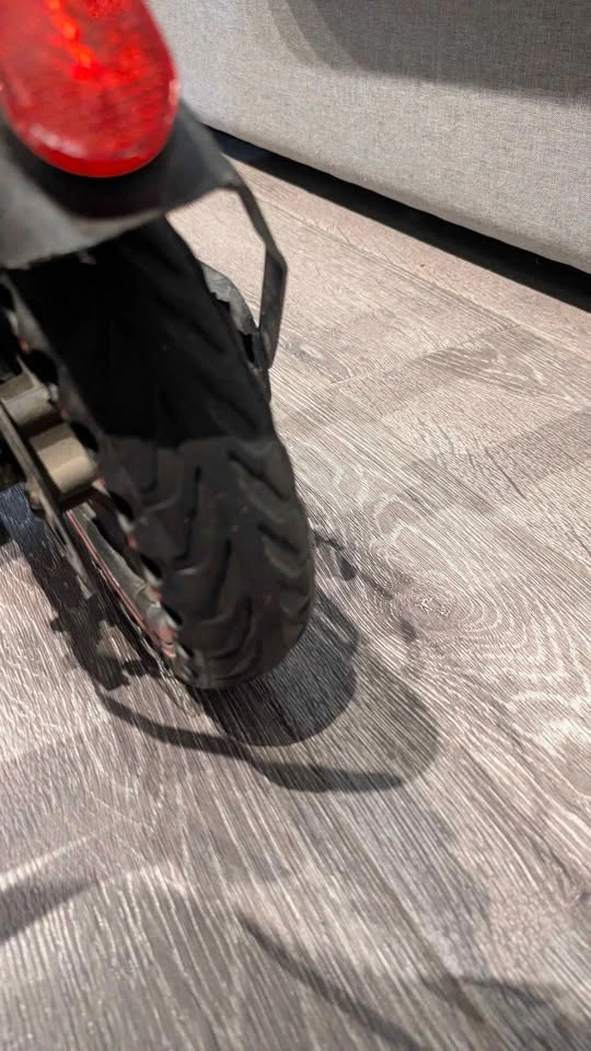 Iscooter I9 with New Battery and Tires (Throttle Issue) - photo 3