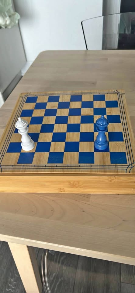 Wooden chess/checkers board