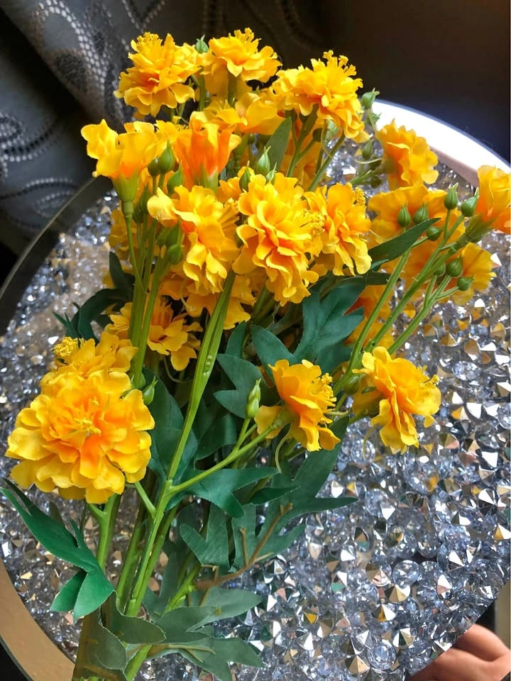 ⚽️ NEW Faux Marigold Flowers