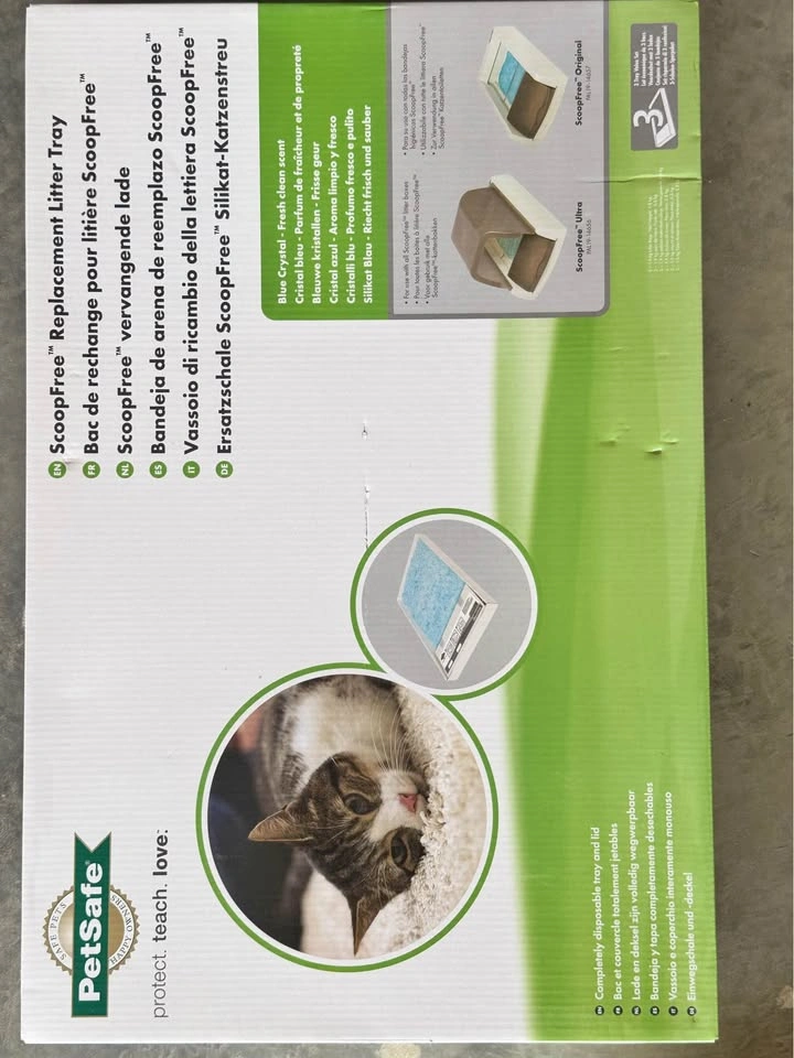 PetSafe ScoopFree Self-Cleaning Litter Box + 9 New Trays - photo 4