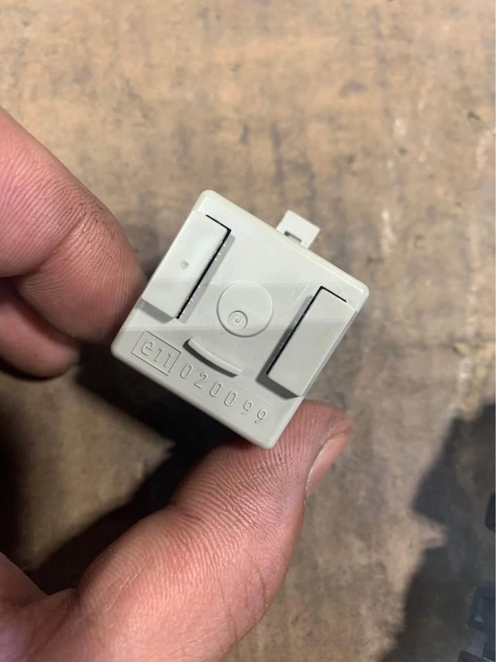 DENSO FLASHER RELAY - photo 3