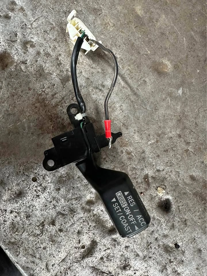 2000 Tacoma cruise control switch
