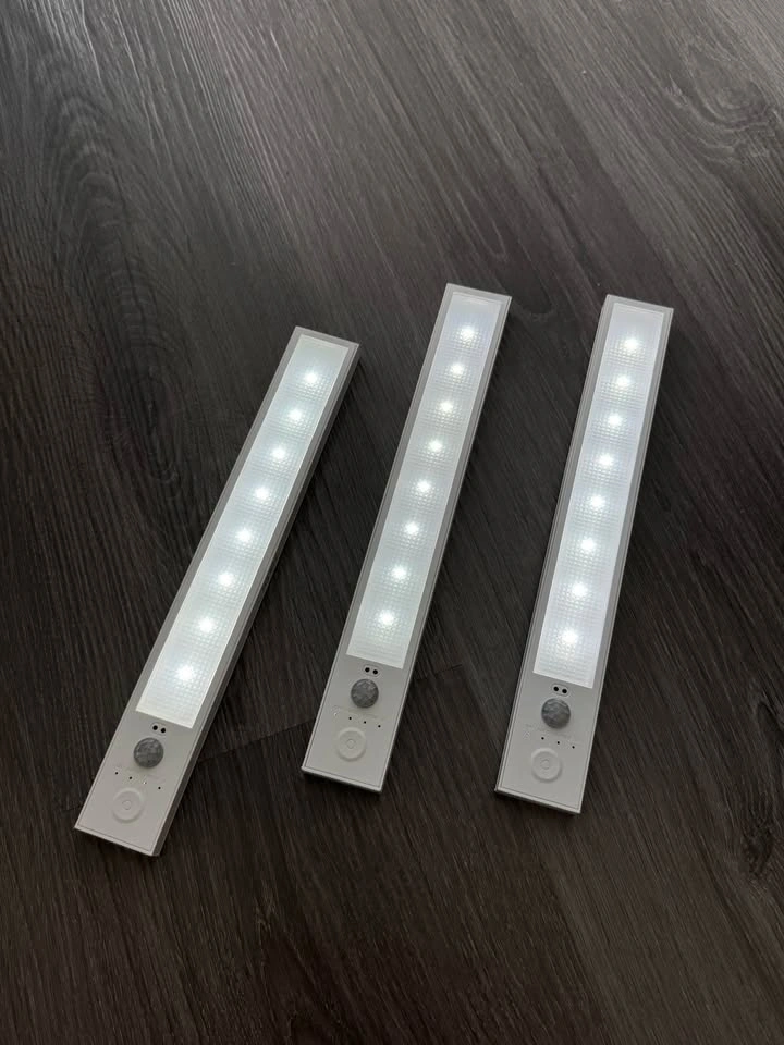 Magnetic Under Cabinet Lights with motion sensor (Sets of 3) USB - photo 2