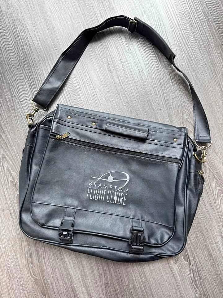[Brand New] Brampton flight centre pilot bag