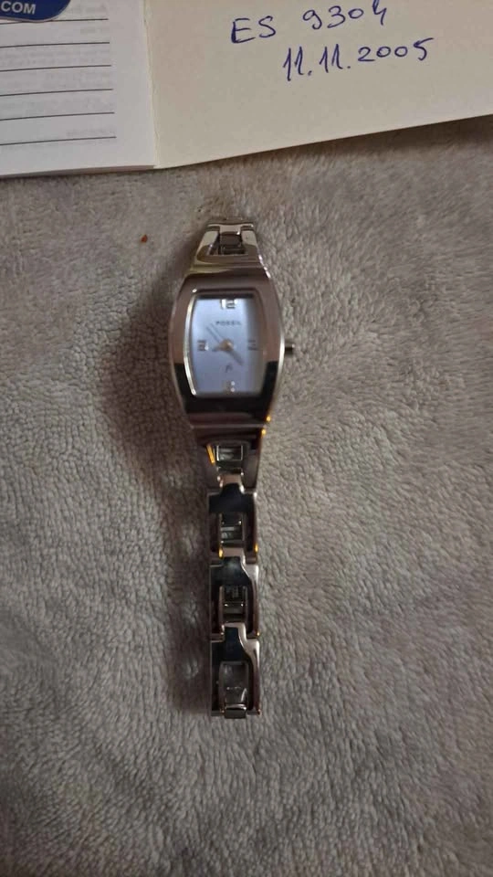 AUTHENTIC Vintage 2005 Fossil F2 ES-9304 Women’s Watch  ⚽ - photo 2