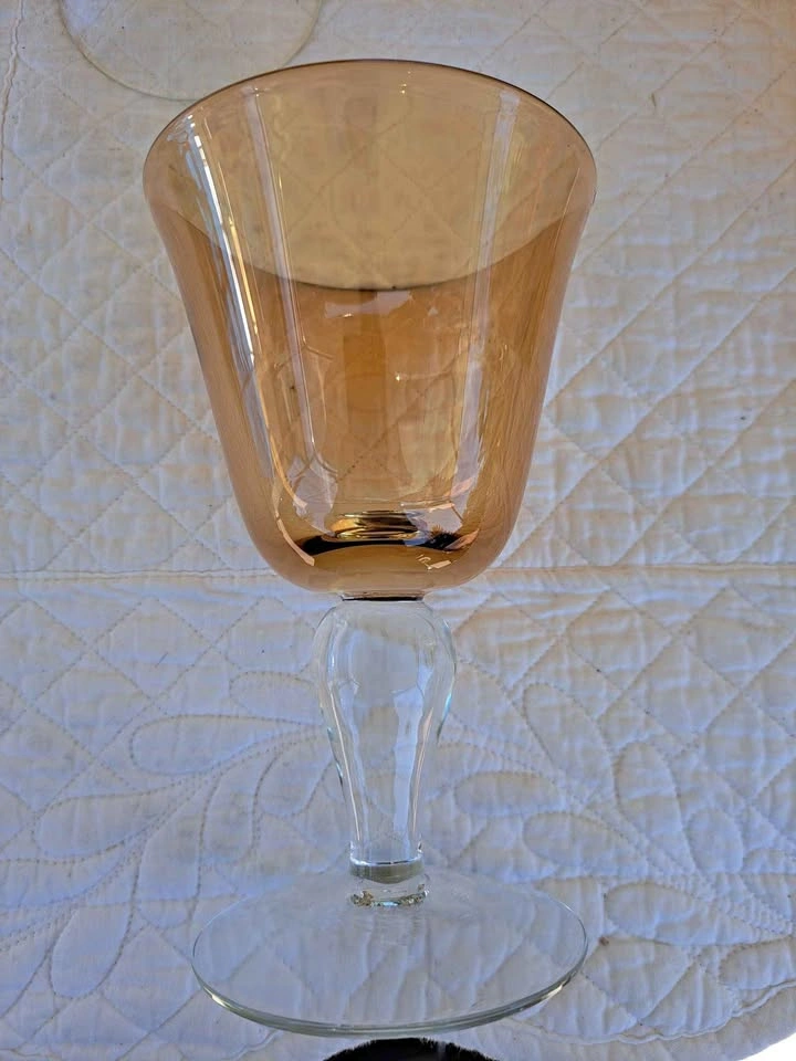 Vintage Artland Iris 8 Amber Wine Goblet - Hand-Blown Stemware ⚽