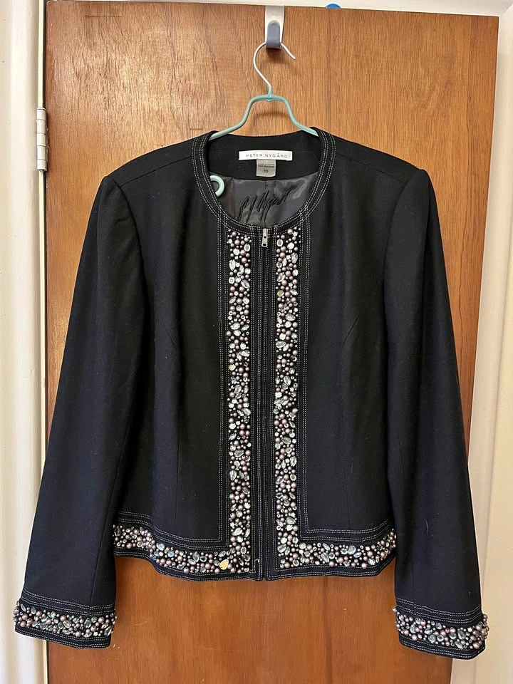 Peter Nygard Black Short Lined Jacket. Size 10.