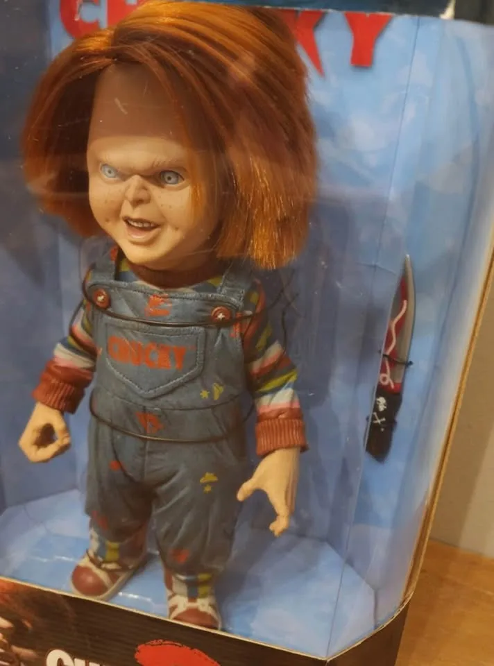 New Childs Play 2 McFarlane CHUCKY 12 Inch Doll image indicator(6)