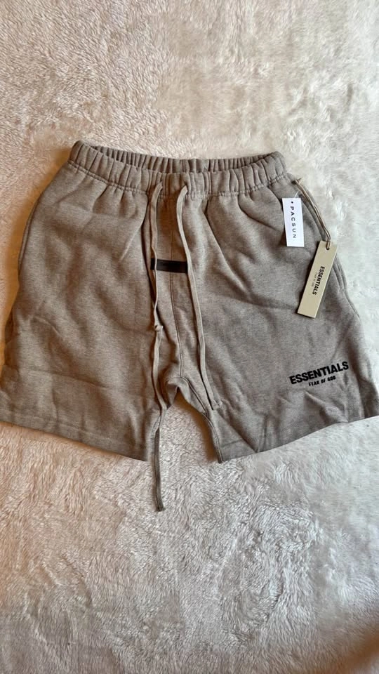 Fear of God Essentials Shorts – Dark Oatmeal (Size Medium)
