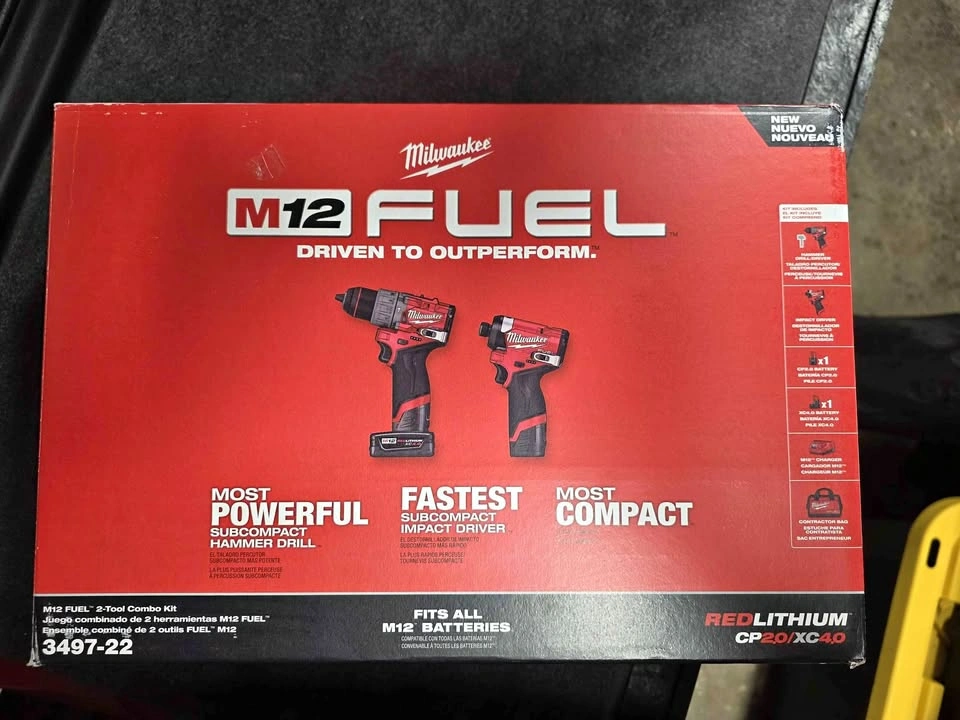Milwaukee m12 Fuel Drill and driver kit
