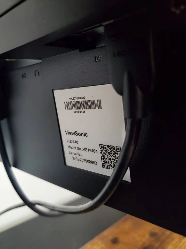 VG2440 ViewSonic LED Monitor - photo 3
