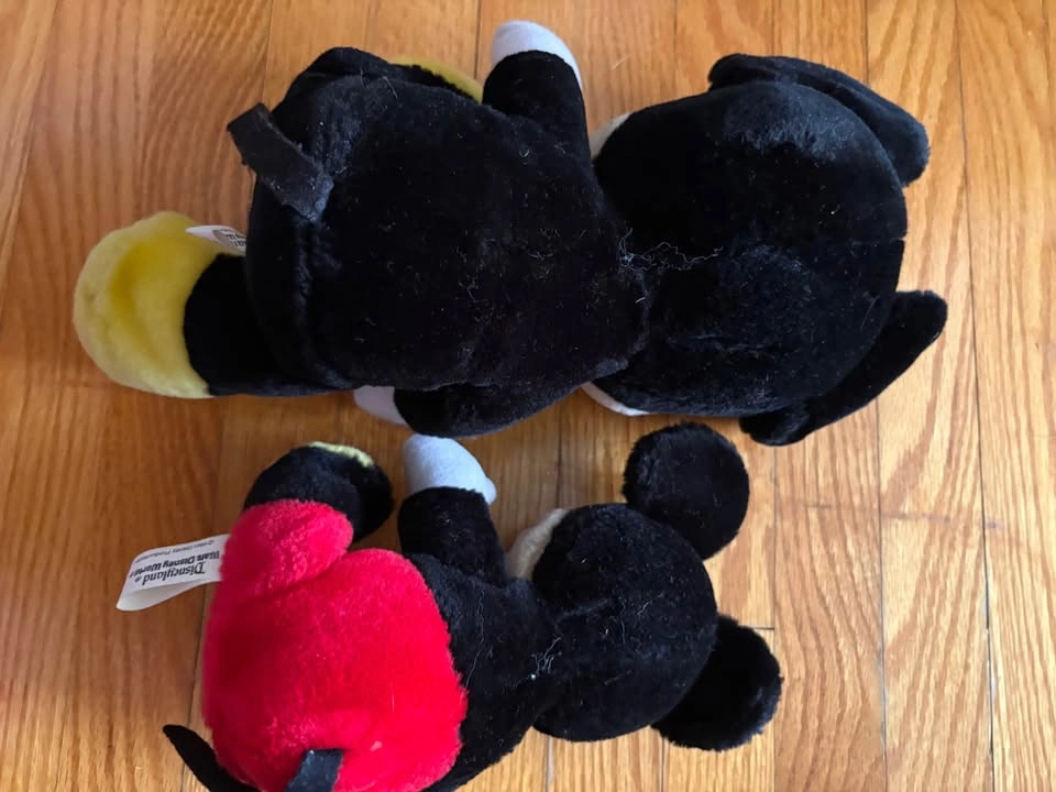 Disney Mickey and Minnie Mouse Plushies - photo 4