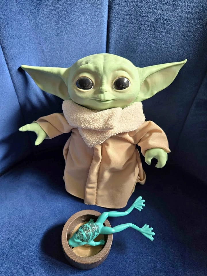 ⚽Star Wars Grogu talking plush toy