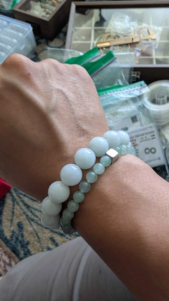 Old-Mine "Moonlight White" Jadeite Bracelet (Large 12mm) - photo 2