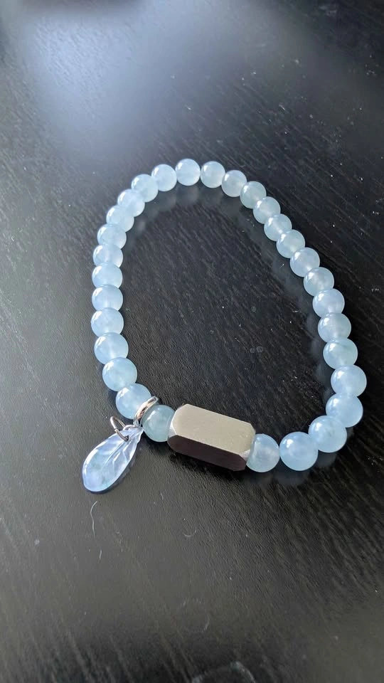Grade A Burmese “True Icy” Blue-Purple Jadeite Bead Bracelet - photo 3