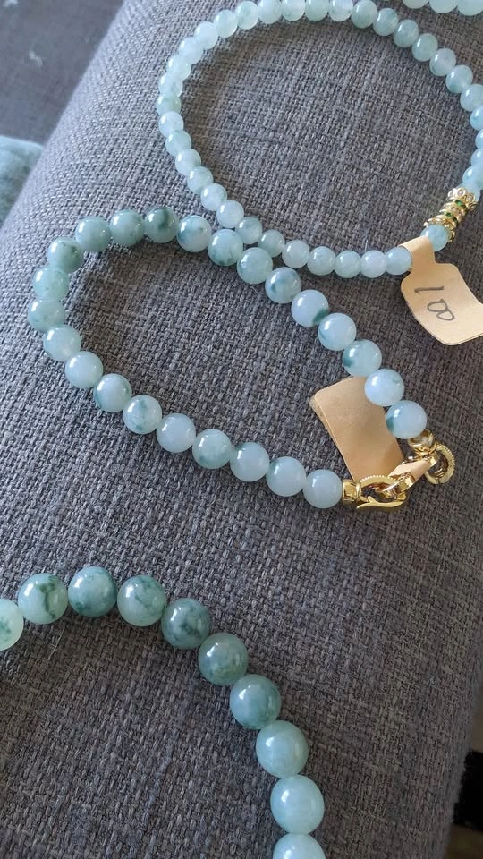 Stunning Icy Jadeite Bracelets - Authenticated & Customizable! - photo 4