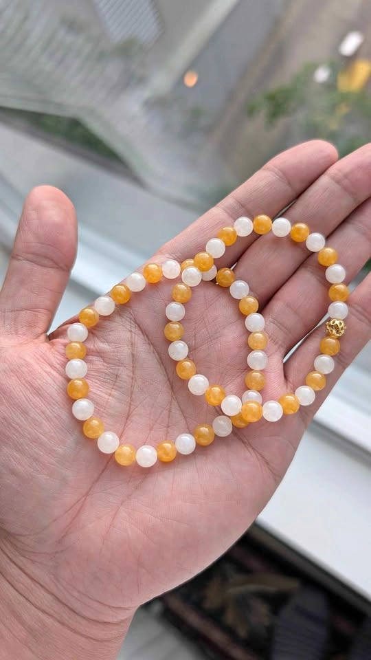 Handmade Natural Icy Yellow & White Jadeite Bead Bracelet
