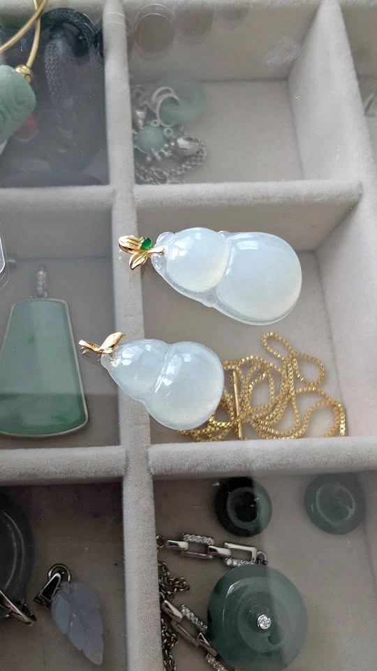 High-Quality "Icy" Grade A Jadeite Hulu Pendants (18k Gold)