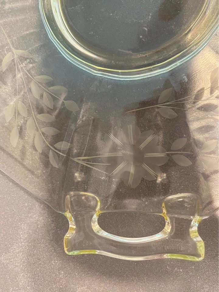 Rare Find! Vintage 1930s Lancaster Glass Yellow Depression Tray - photo 4