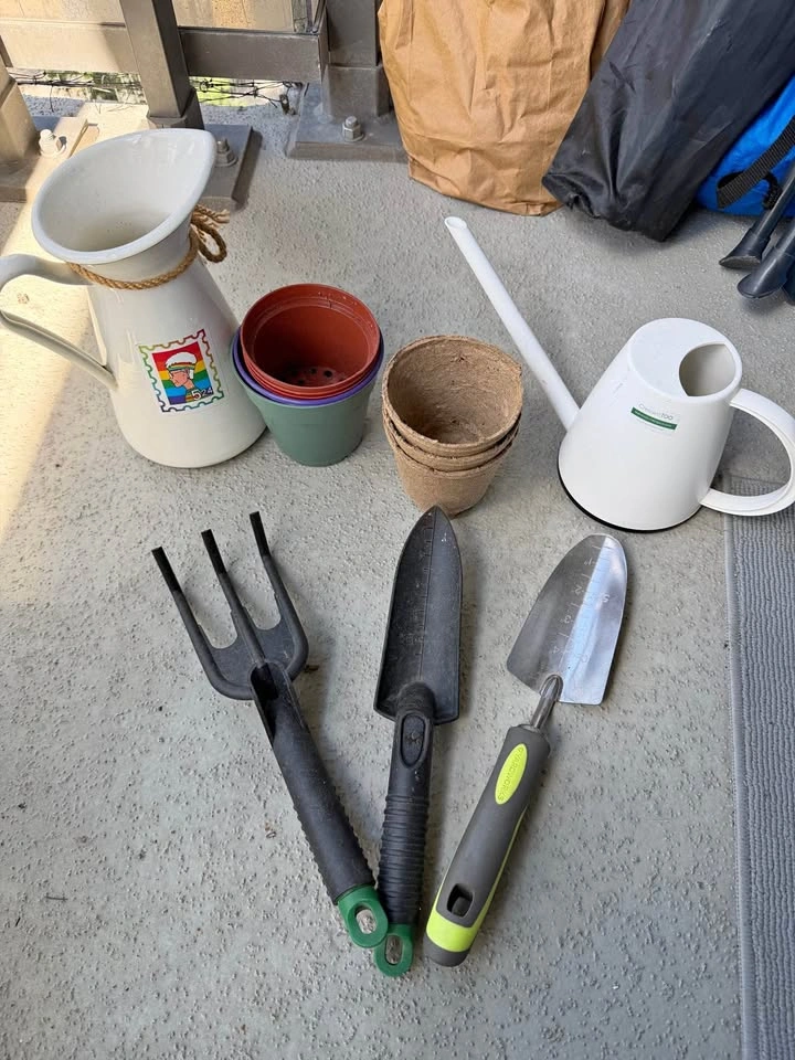 Gardening Tool and Pot Set