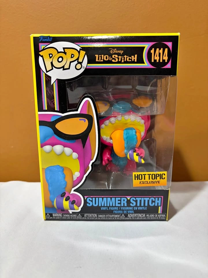 Summer Stitch (Blacklight) #1414 Funko Pop!