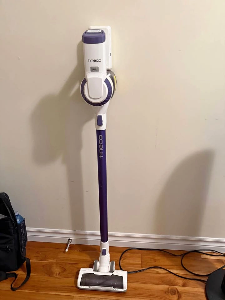 Tineco Cordless Stick vaccum cleaner with extra filters